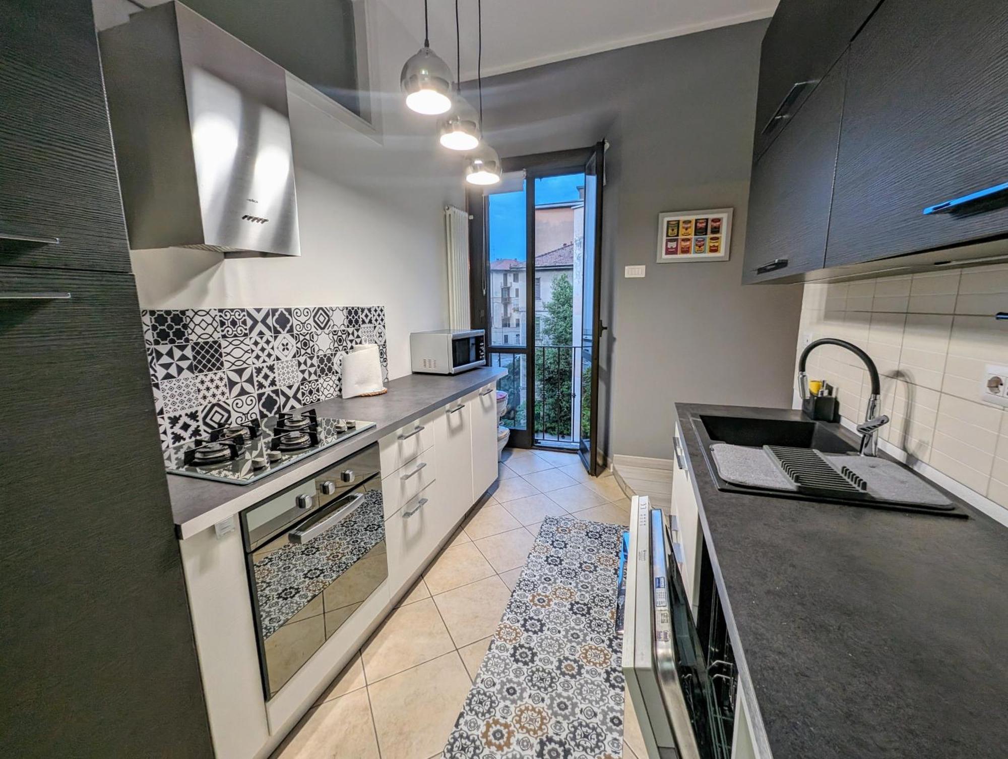 Bright Flat Just 10 Minutes From The City Centre コモ エクステリア 写真