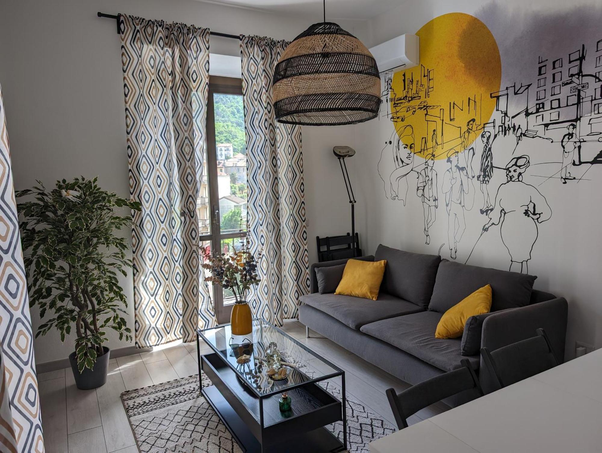 Bright Flat Just 10 Minutes From The City Centre コモ エクステリア 写真